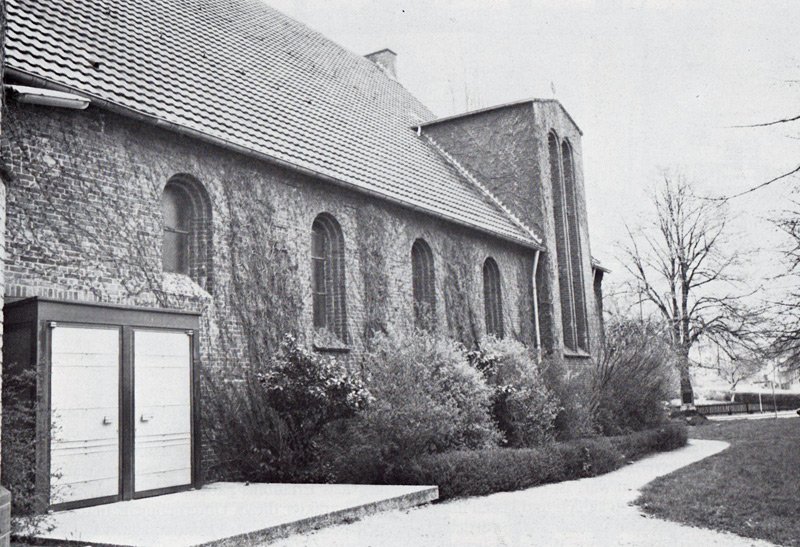 Außenansicht der Kirche 1970